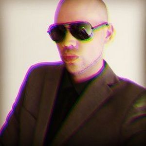 Meet your Posher, Nicholas